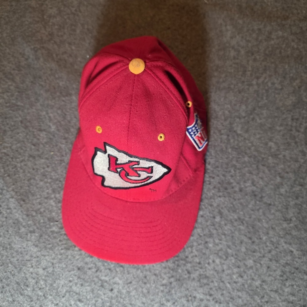Vintage Starter Kansas City Chiefs Fitted Hat 6⅝-7⅛